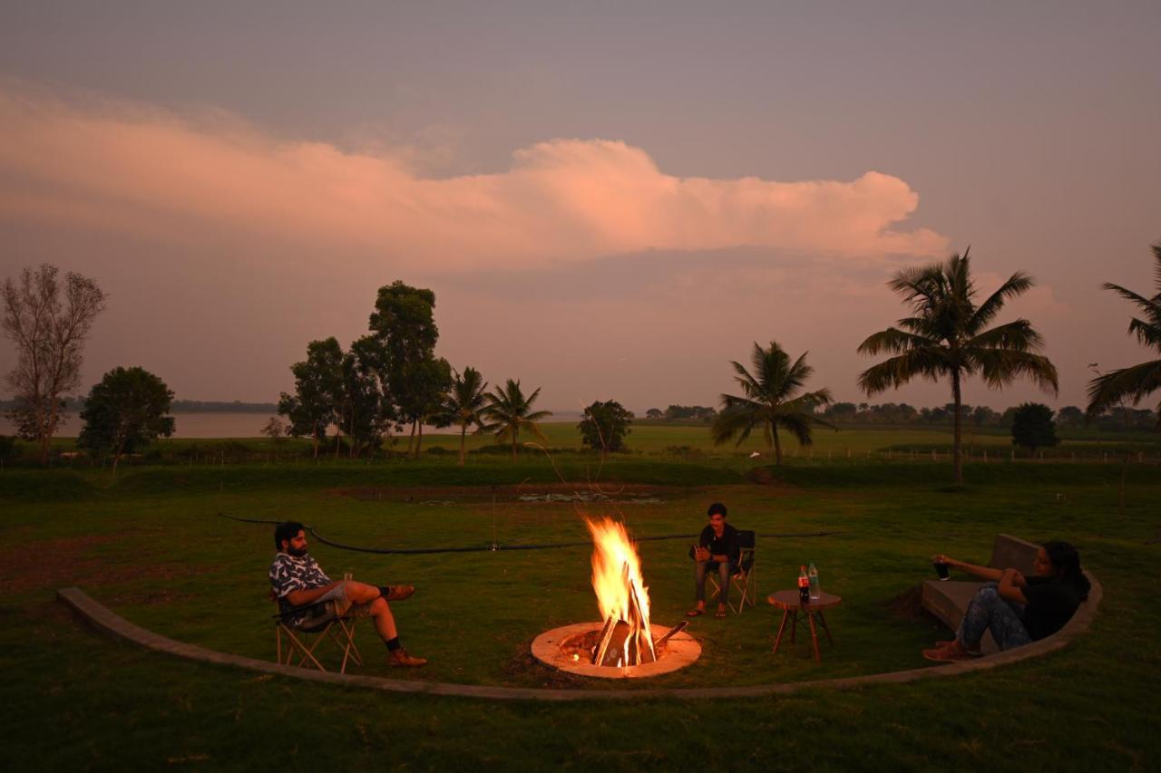 Fireflies Kabini Begūr Extérieur photo